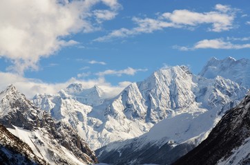 Mountain range on the Manaslu-trek in the Himalayas, Nepal