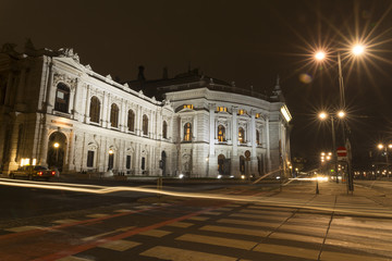 Fototapeta na wymiar Vienna Austria theater, in the night
