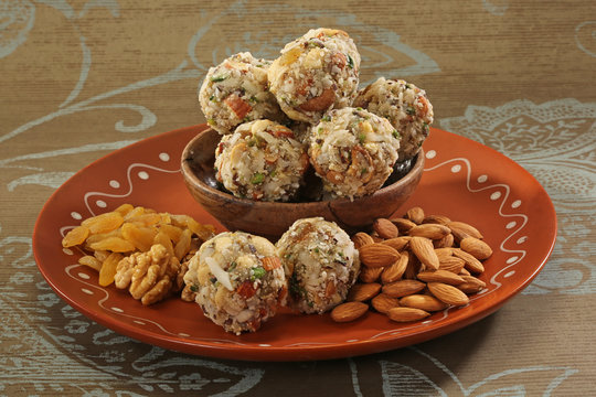 Indian sweets dryfruit and cocnut ladoo