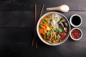 Photo sur Plexiglas Manger Soupe traditionnelle chinoise
