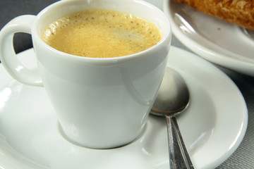 café et croissant 11012016