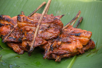 Grilled chicken with bones