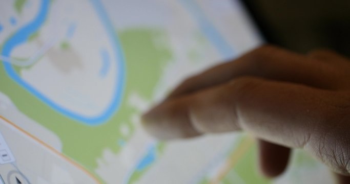 Using a map on a tablet touchscreen device to navigate