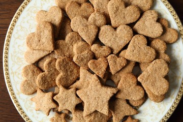 Biscuits with almonds.