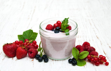 Yogurt with fresh berries