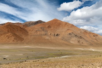 Fototapeta na wymiar Beautiful red mount, typical landscape in Rupshu Valley