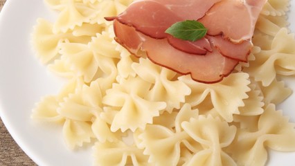 Pasta Farfalle bacon
