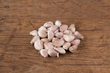Garlic on Wood