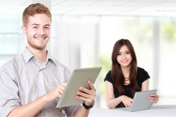 Obraz premium young businessperson and his partner at the background