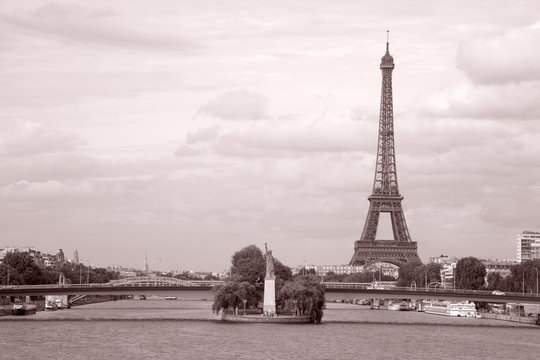 Fototapeta Eiffel Tower and the River Thames in Black and White Sepia Tone, Paris, France