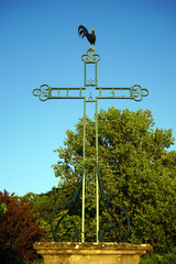 Metal cross