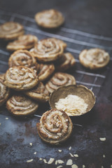 Mini Nuss Zimt Schnecken