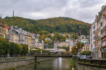 Fototapeta na wymiar river Tepla in Karlovy Vary