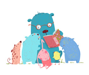 Obraz premium Bear Reading Book for Group of Animal Kids