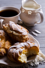 Round cake with cream