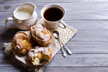 Round cake with cream