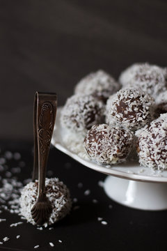 coconut cookies called bajaderka