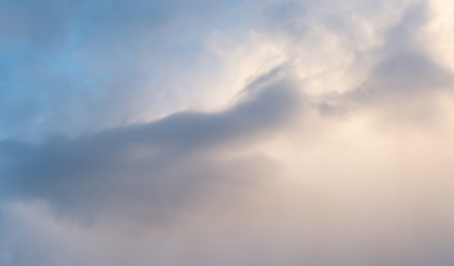 Fototapeta premium beautiful sky with clouds at dawn