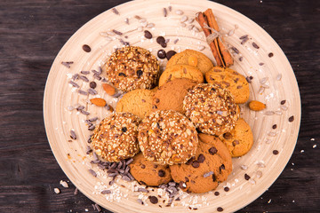 Миндальное печенье с орехами