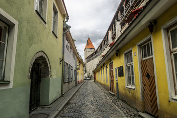 Fototapeta na wymiar Views of the narrow streets in the old Tallinn .Estonia.