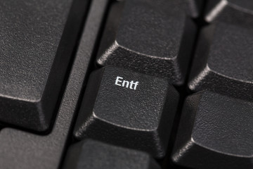 keyboard german letters delete key