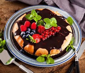 Obst Schoko kuchen mit minze