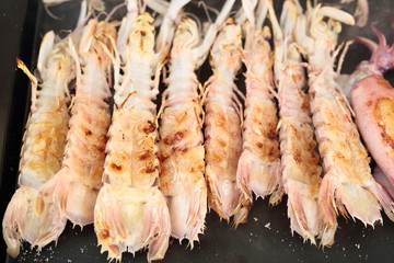 seafood cooked on the grill
