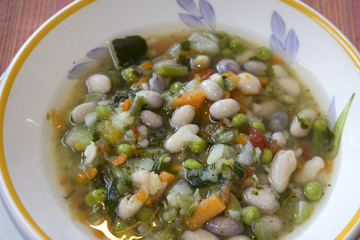 vegetable minestrone soup