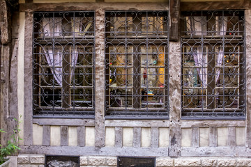 Fototapeta na wymiar old dirty window on old dirty wall