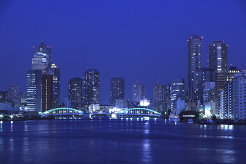 Fototapeta na wymiar Kachidoki Bridge and Sumida River in Tokyo, Japan