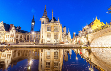 Fototapeta na wymiar Gent, Belgium. Beautiful medieval night skyline