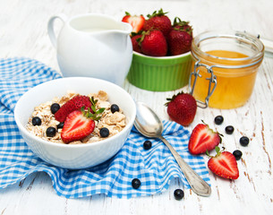 Muesli with strawberries