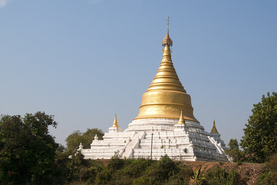 stupa w Inwa