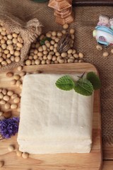 Tofu for cooking and soybean seed.