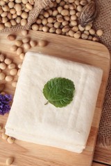 Tofu for cooking and soybean seed.