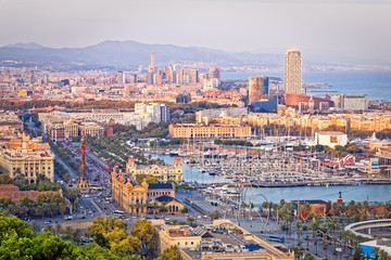 Naklejka premium Aerial view of the port area of Barcelona