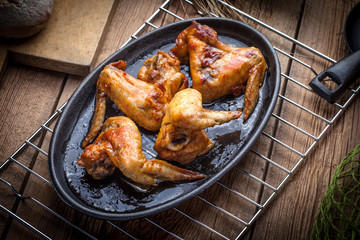 Fried chicken wings.