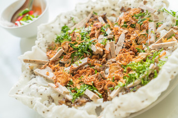 Vietnamese pizza