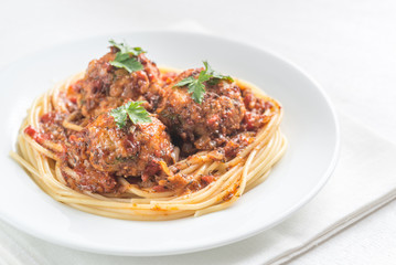 Turkey meatballs with pasta and fresh peas