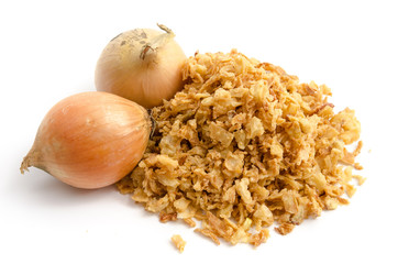 Röstzwiebeln und frische Zwiebeln
