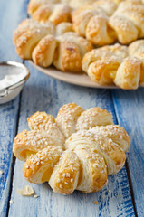 Baked puff pastry rings of pineapple
