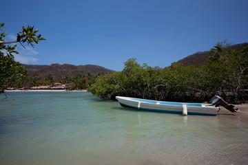 Boat at Playa las Gatas