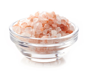 Fototapeta na wymiar bowl of pink himalayan salt