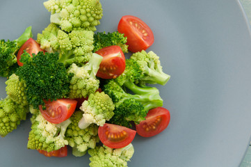 ロマネスコとブロッコリーのサラダ