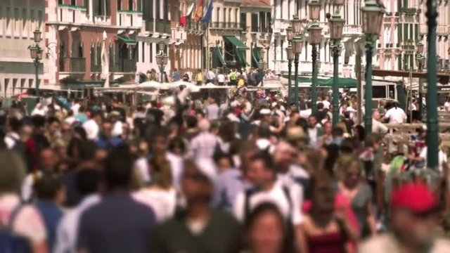 Tourists, heavy population walking traffic in a big city