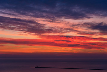 Ortona (Abruzzo), alba sul porto