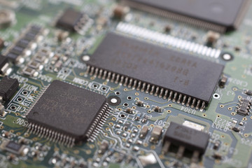 chip on motherboard with controllers.