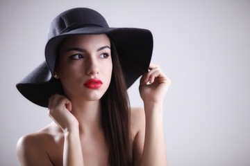 Portrait of woman in hat