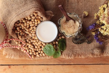 Obraz na płótnie Canvas Soy milk with soybean seed.