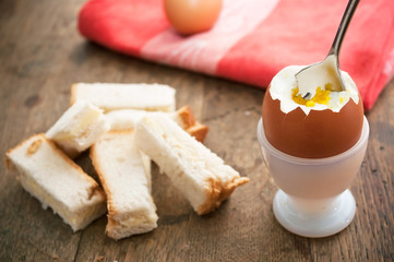 Oeuf à la coque